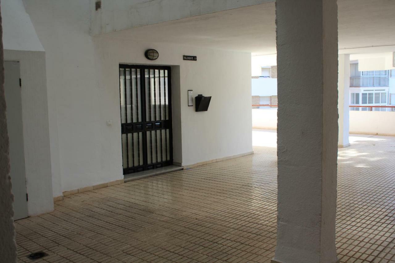 Apartamento Con Parking Gratuito Málaga Extérieur photo